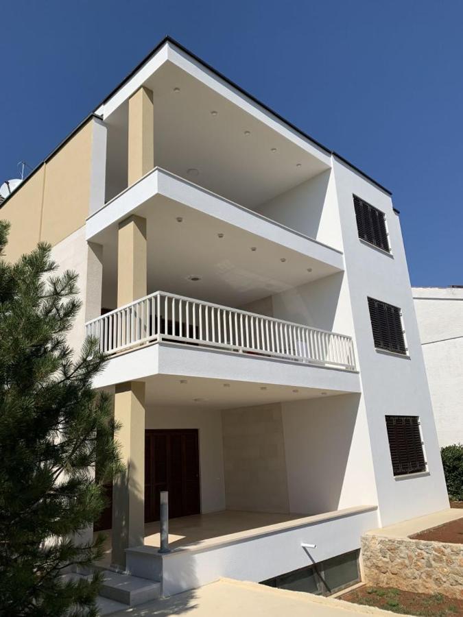 Apartman Jezevac Krk Town Esterno foto