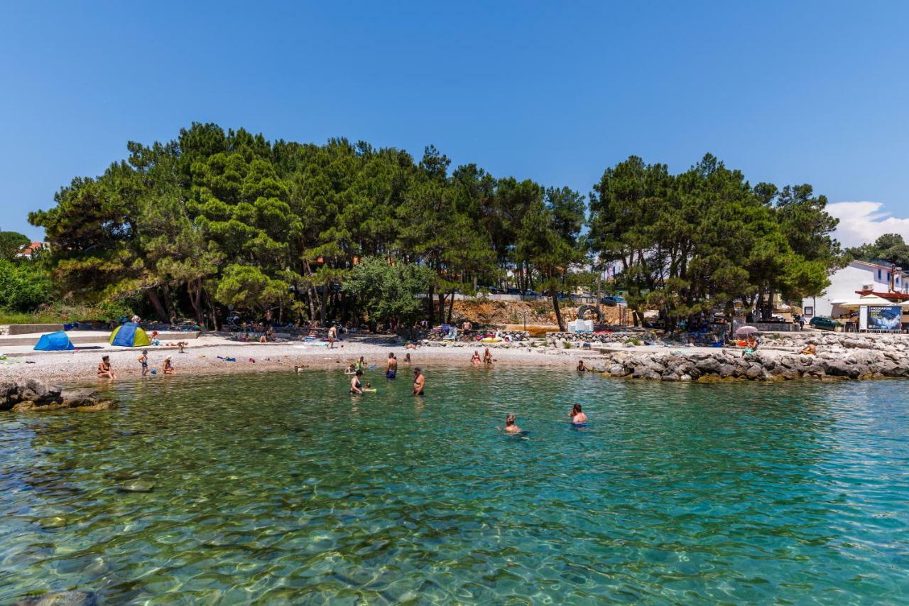Apartman Jezevac Krk Town Esterno foto